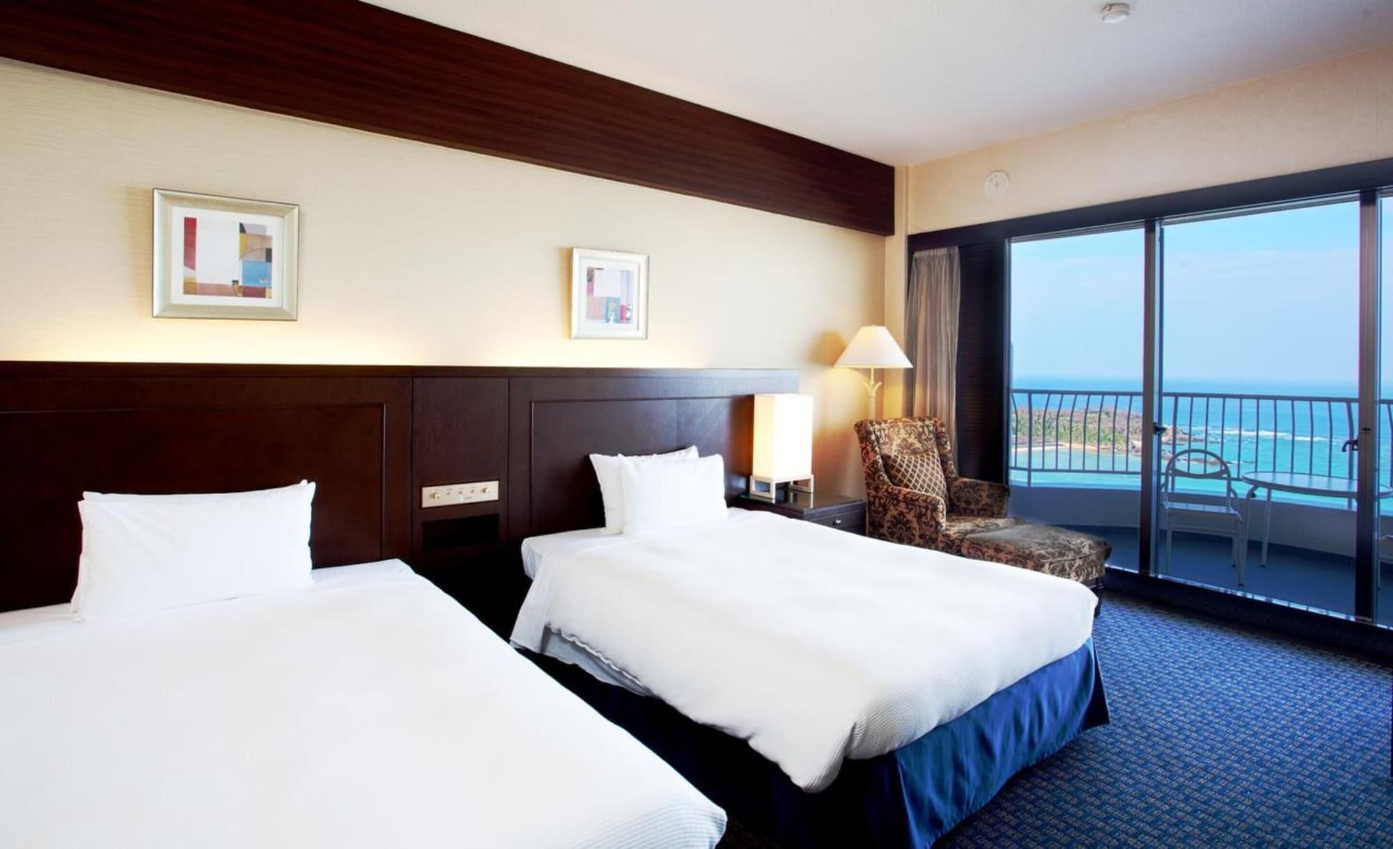 Okinawa Kariyushi Beach Resort Ocean Spa Onna Eksteriør bilde