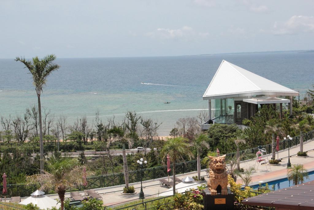 Okinawa Kariyushi Beach Resort Ocean Spa Onna Eksteriør bilde