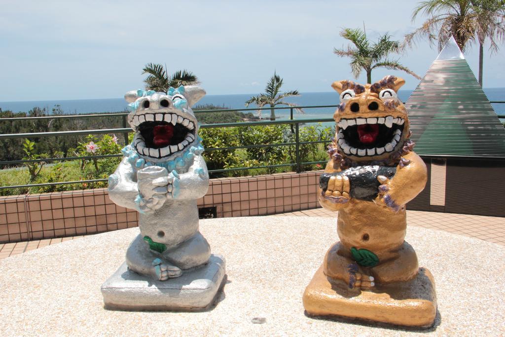 Okinawa Kariyushi Beach Resort Ocean Spa Onna Eksteriør bilde